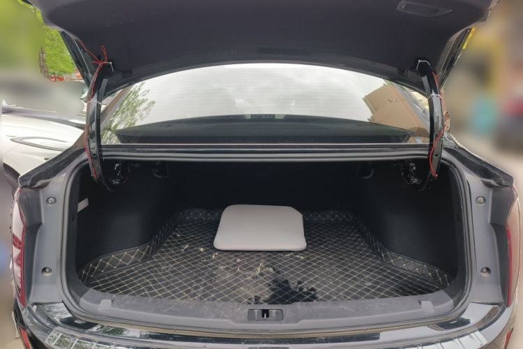 Used Hongqi E-QM5 2023 Revised Version Basic Travel Edition Trunk