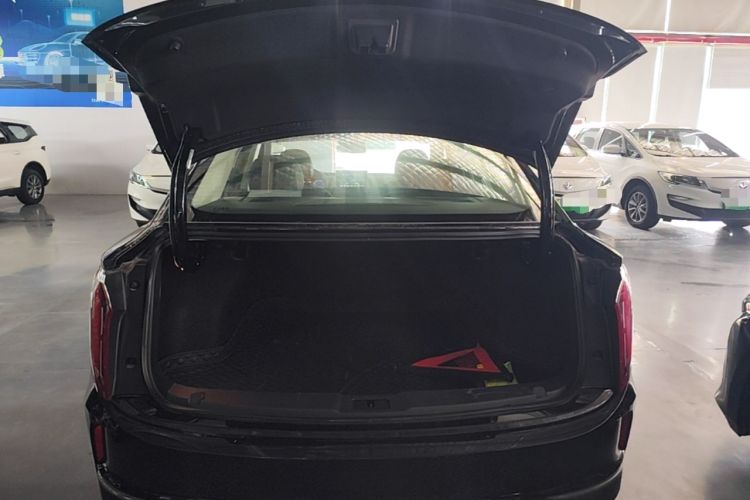 Used Hongqi E-QM5 2023 Revised Version Basic Travel Edition Trunk