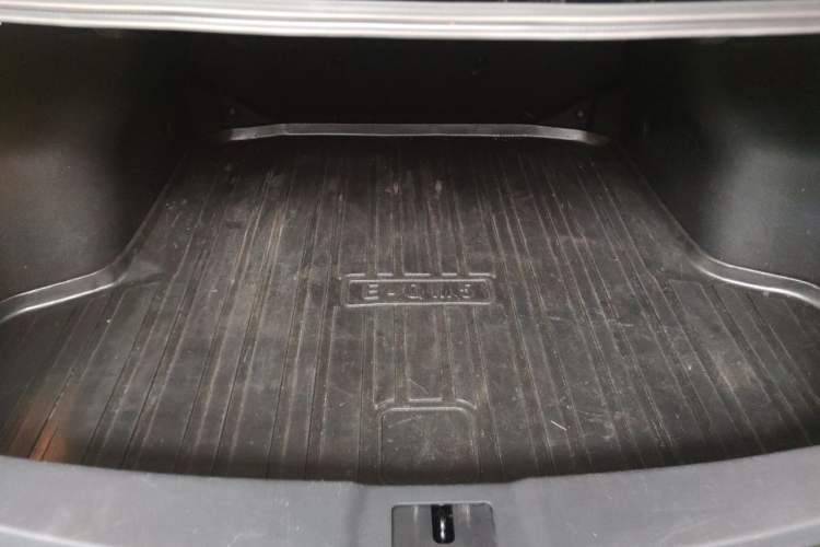 Used Hongqi E-QM5 2023 620km PLUS Trunk