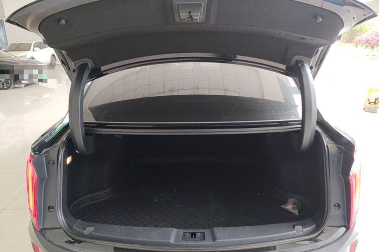 Used Hongqi E-QM5 2023 620km PLUS Trunk