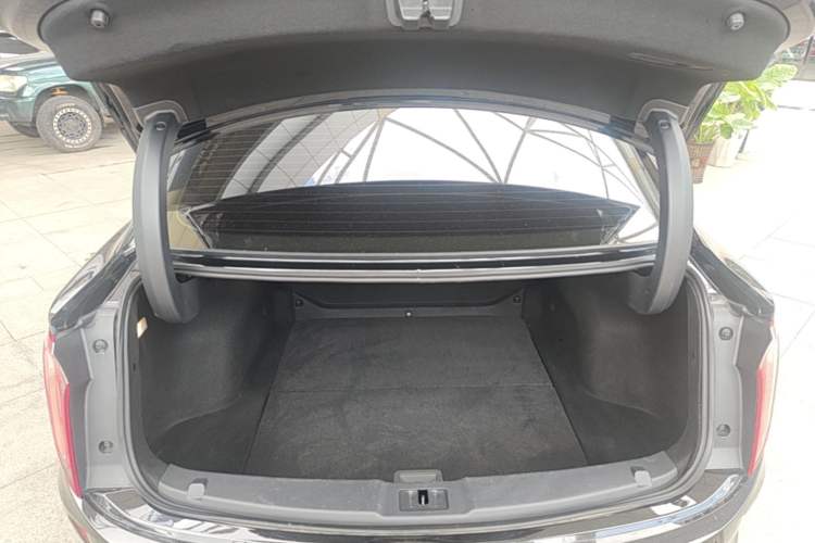 Used Hongqi E-QM5 2023 560km PLUS Trunk