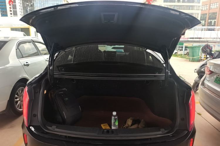 Used Hongqi E-QM5 2023 Revised Version Basic Travel Edition Trunk