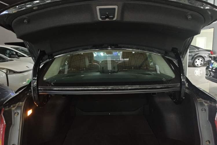 Used Hongqi E-QM5 2023 Revised Version Basic Travel Edition Trunk