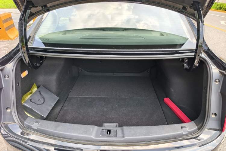 Used Hongqi E-QM5 2023 Revised Version Basic Travel Edition Trunk