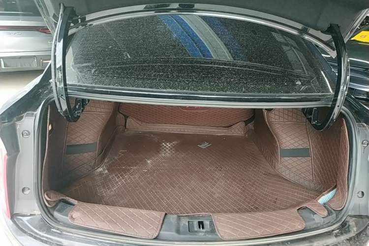 Used Hongqi E-QM5 2023 Revised Version Basic Travel Edition Trunk