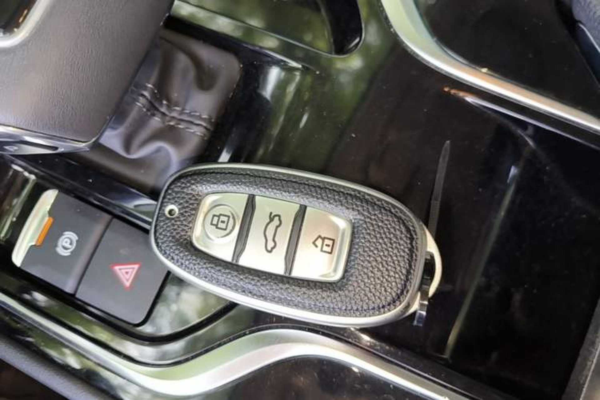 Used Hongqi E-QM5 2023 Base Travel Edition Vehicle Key