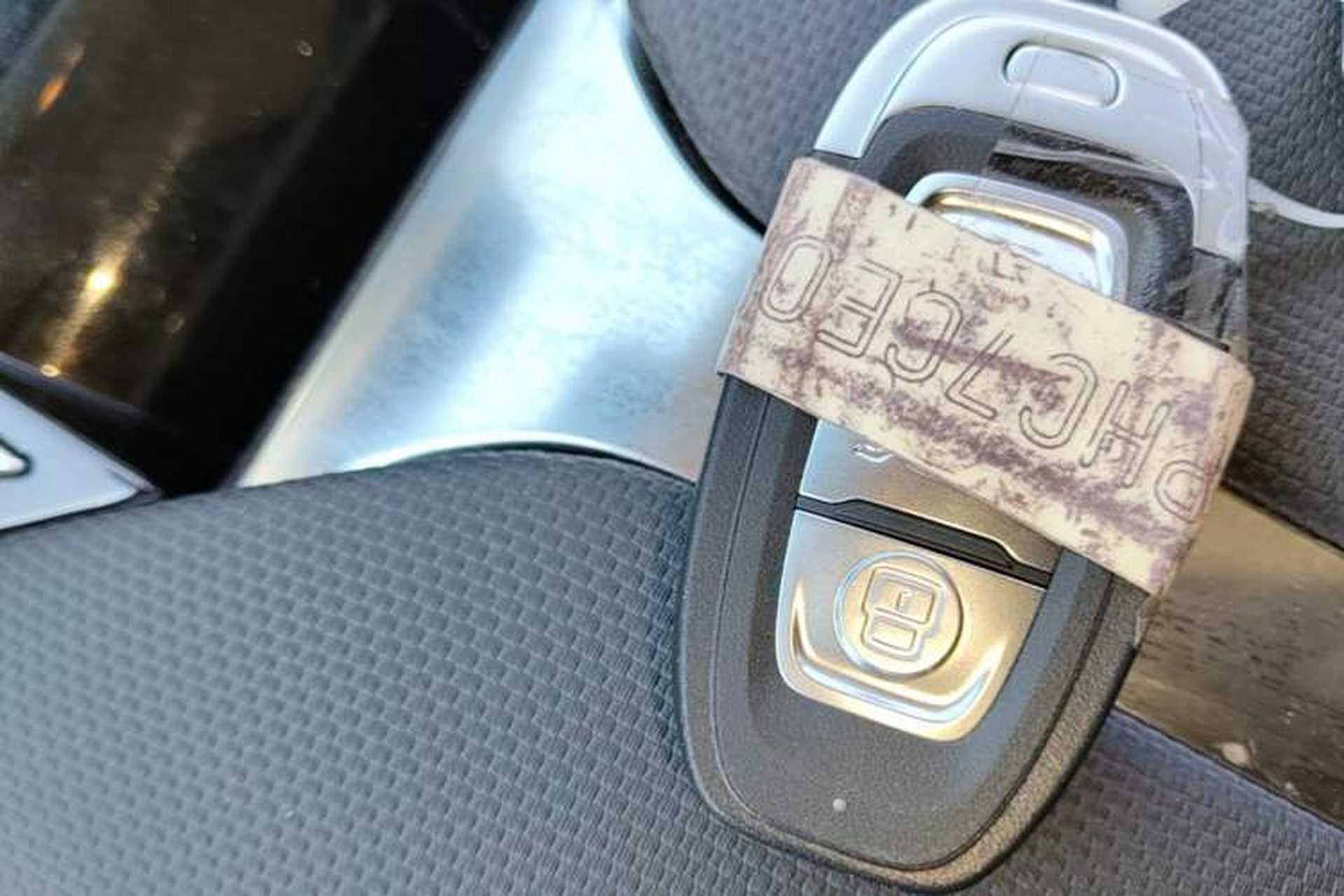 Used Hongqi E-QM5 2023 Revised Version Basic Travel Edition Vehicle Key