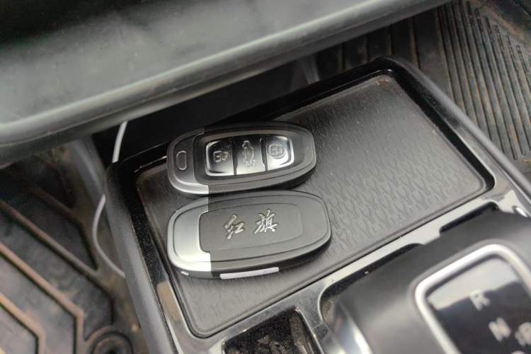 Used Hongqi E-QM5 2023 Revised Version Basic Travel Edition Vehicle Key
