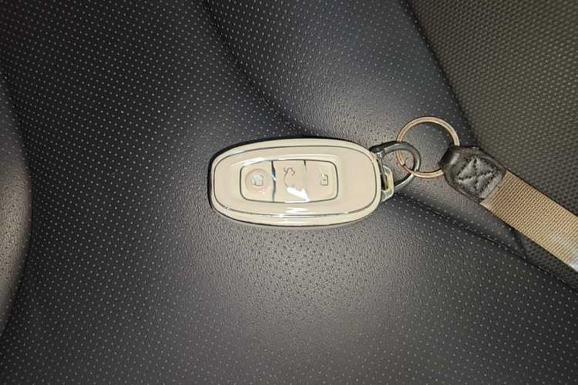 Used Hongqi E-QM5 2023 Revised Version Basic Travel Edition Vehicle Key