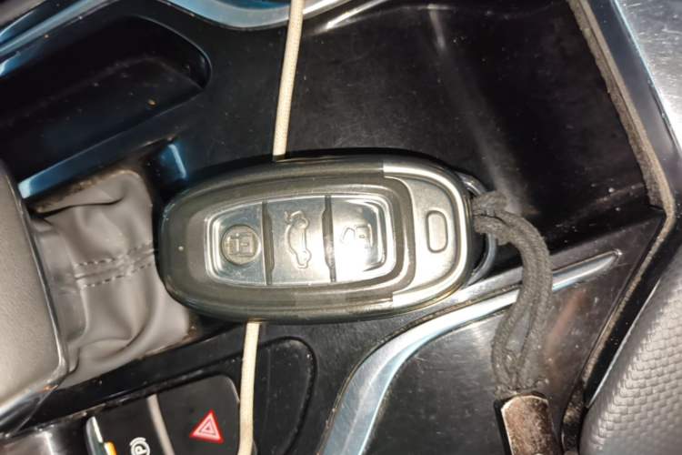 Used Hongqi E-QM5 2023 Base Travel Edition Vehicle Key