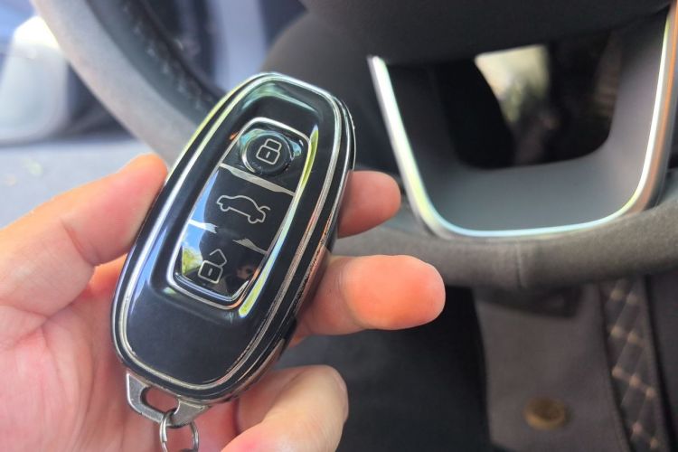 Used Hongqi E-QM5 2023 620km PLUS Vehicle Key