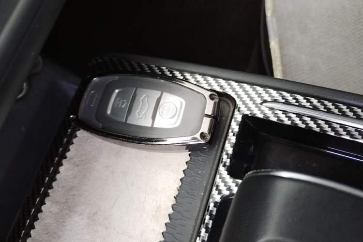 Used Hongqi E-QM5 2023 620km PLUS Vehicle Key