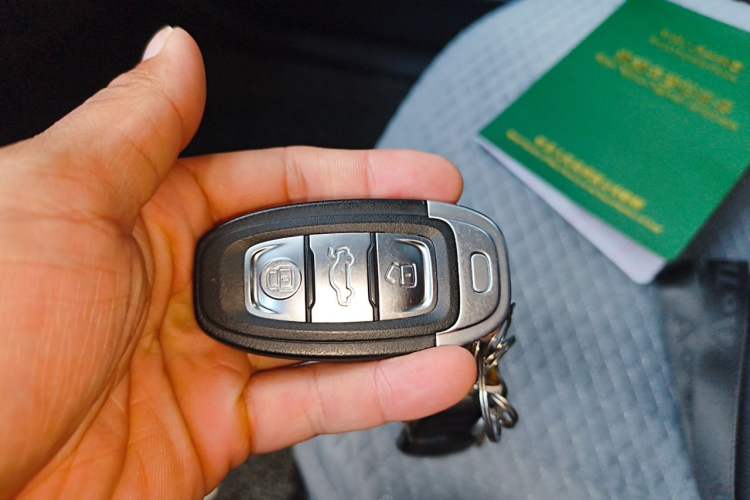 Used Hongqi E-QM5 2023 620km PLUS Vehicle Key