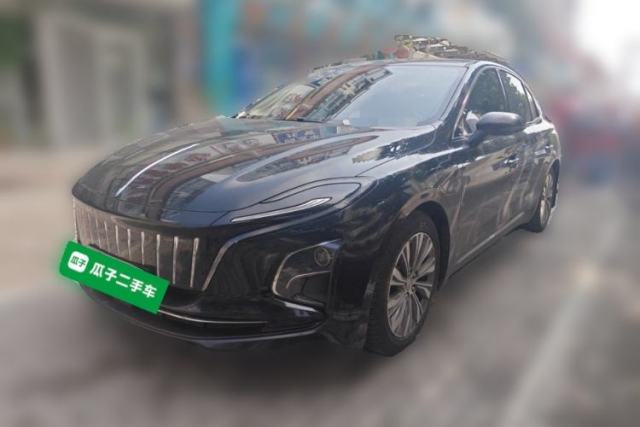 Hongqi E-QM5 2023 620km PLUS с пробегом