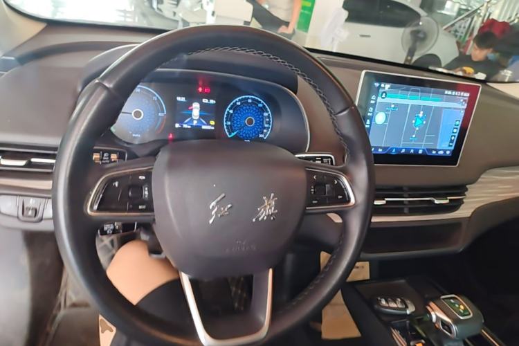 Used Hongqi E-QM5 2023 560km PLUS Center Console