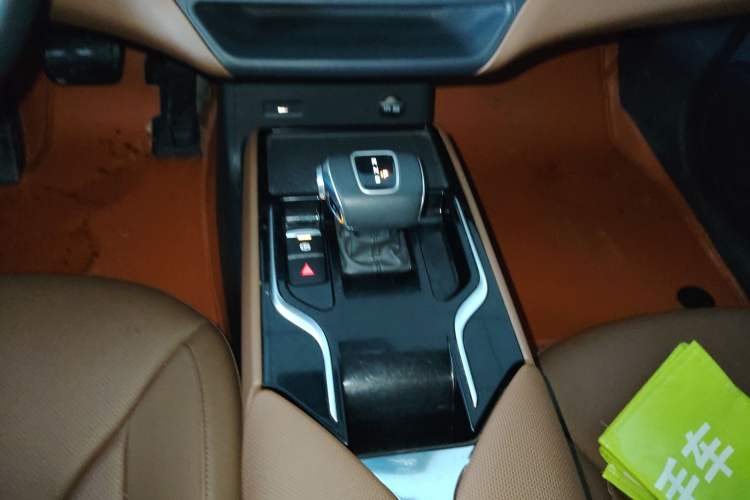 Used Hongqi E-QM5 2023 620km PLUS Gear Lever