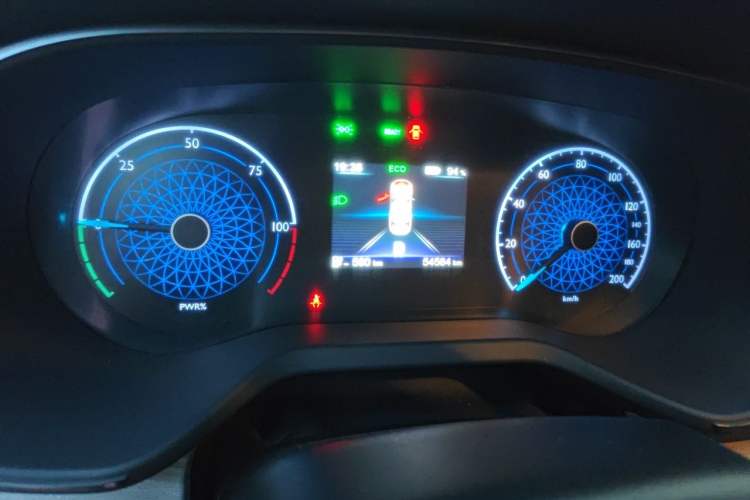 Used Hongqi E-QM5 2023 620km PLUS Instrument Cluster