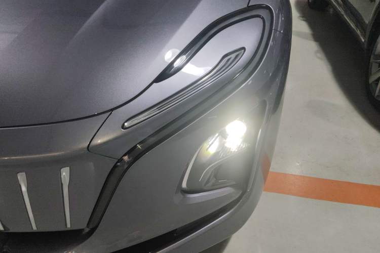 Used Hongqi E-QM5 2023 560km PLUS Left Front Headlight
