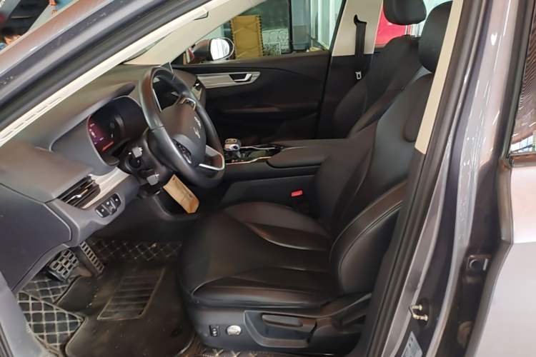 Used Hongqi E-QM5 2023 560km PLUS Left Front Seat