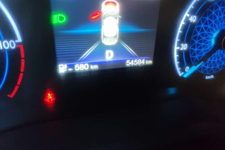 Used Hongqi E-QM5 2023 620km PLUS Odometer Close Up