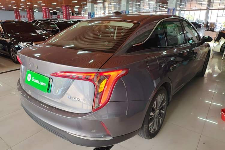 Used Hongqi E-QM5 2023 560km PLUS Rear Right 45 Deg