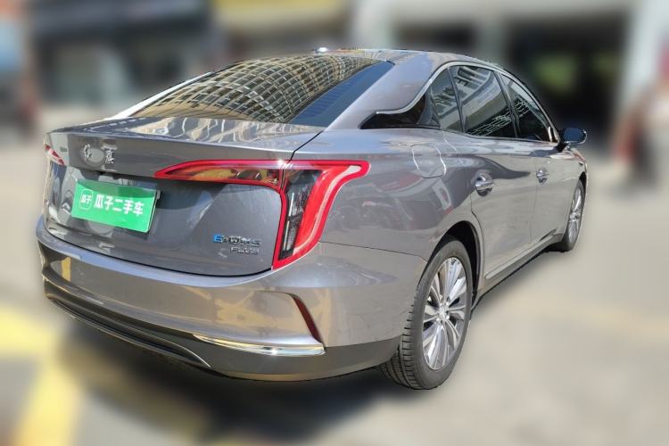 Used Hongqi E-QM5 2023 560km PLUS Rear Right 45 Deg