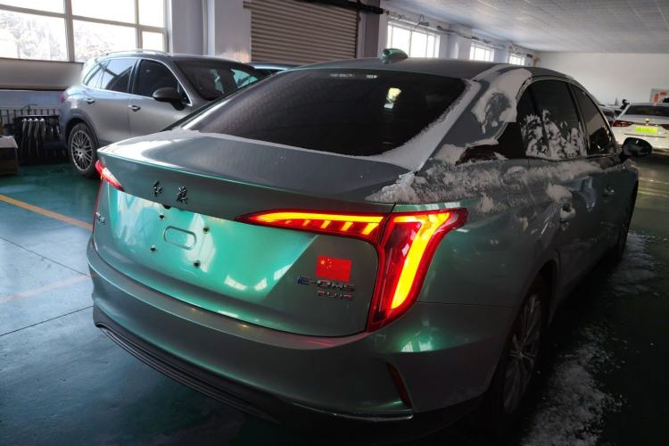 Used Hongqi E-QM5 2023 620km PLUS Rear Right 45 Deg