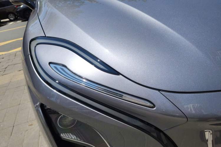 Used Hongqi E-QM5 2023 560km PLUS Right Front Headlight