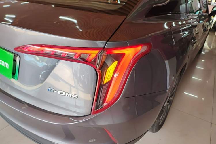 Used Hongqi E-QM5 2023 560km PLUS Right Rear Taillight