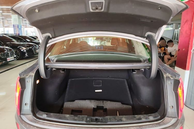 Used Hongqi E-QM5 2023 560km PLUS Trunk