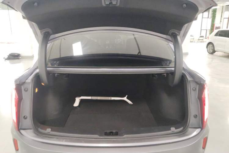 Used Hongqi E-QM5 2023 620km PLUS Trunk