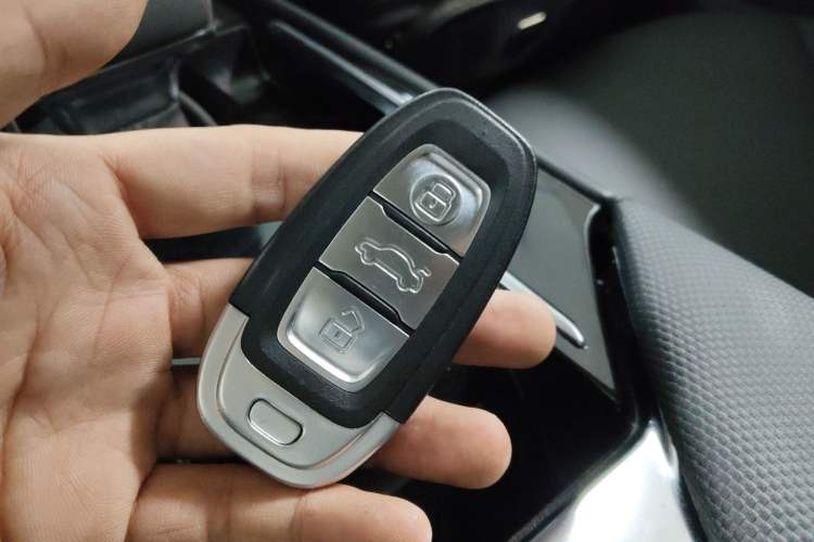 Used Hongqi E-QM5 2023 620km PLUS Vehicle Key