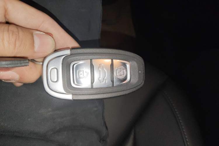Used Hongqi E-QM5 2023 560km PLUS Vehicle Key