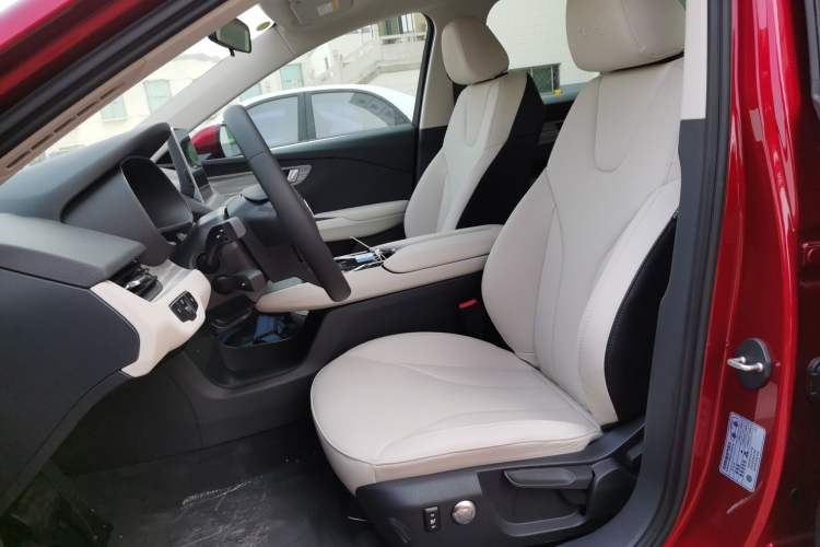 Used Hongqi E-QM5 2023 620km PLUS Left Front Seat