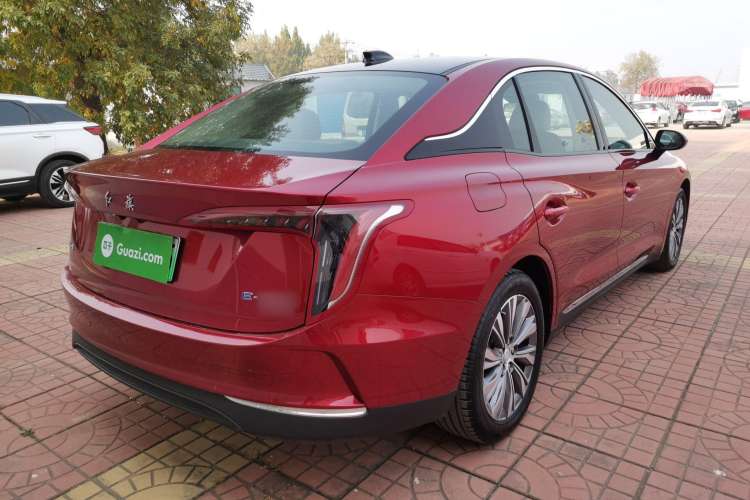 Used Hongqi E-QM5 2023 620km PLUS Rear Right 45 Deg