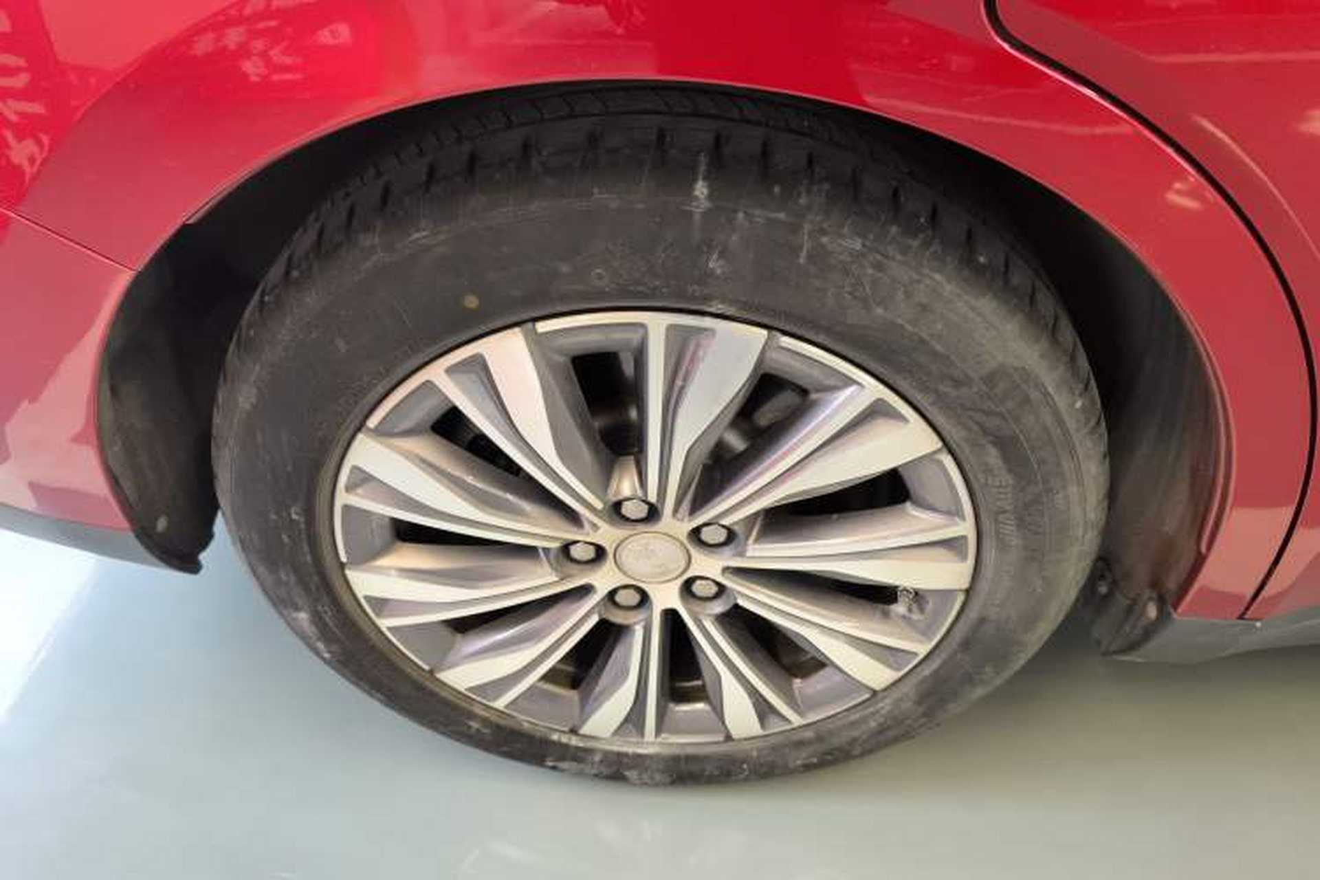 Used Hongqi E-QM5 2023 620km PLUS Right Rear Wheel Hub