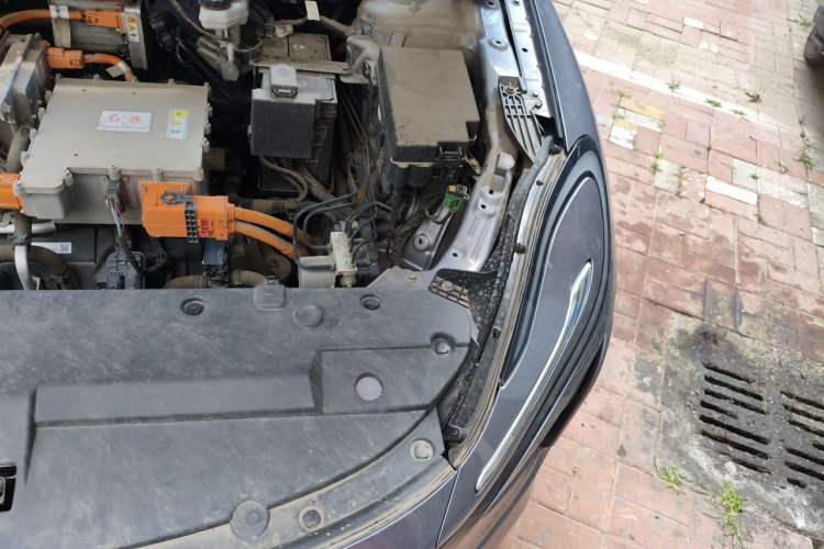 Used Hongqi E-QM5 2023 620km PLUS Engine Bay Left