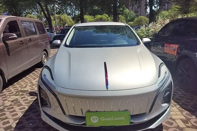 Used Hongqi E-QM5 2023 620km PLUS Front