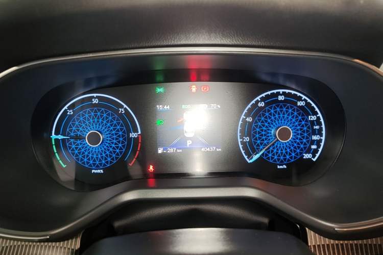 Used Hongqi E-QM5 2023 Revised Version Basic Travel Edition Instrument Cluster