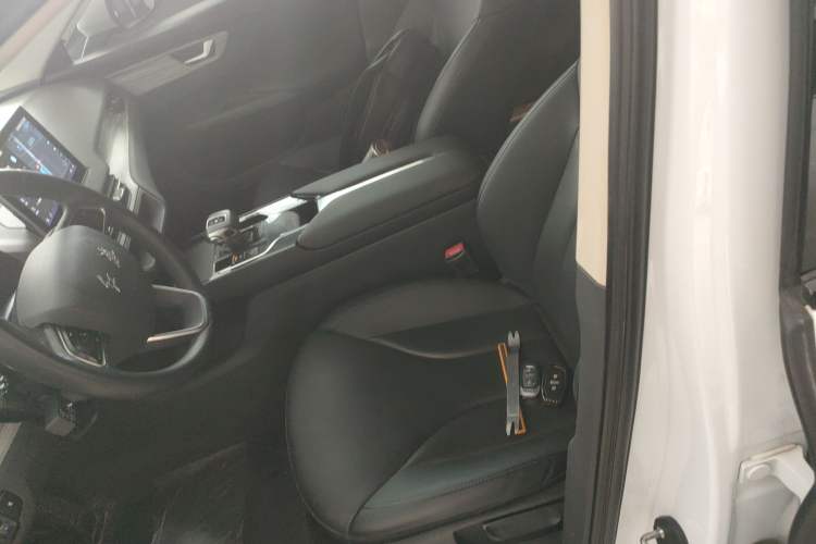 Used Hongqi E-QM5 2023 620km PLUS Left Front Seat