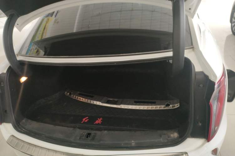 Used Hongqi E-QM5 2023 620km PLUS Trunk