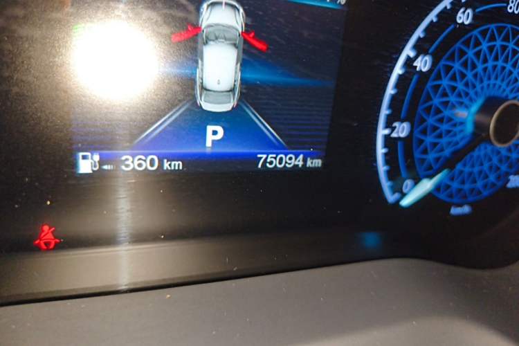 Used Hongqi E-QM5 2023 620km PLUS Odometer Close Up