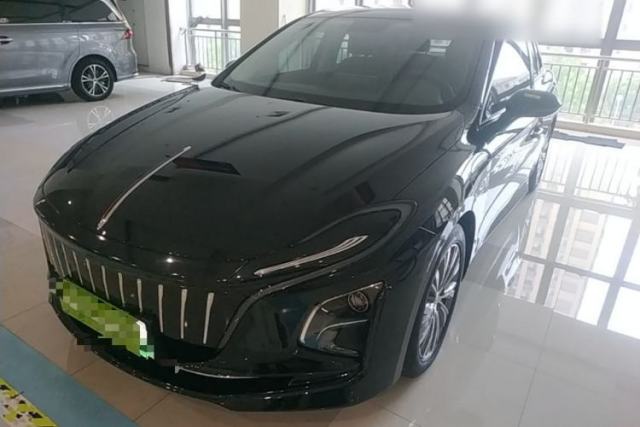 Used Hongqi E-QM5 2024 610 km PLUS