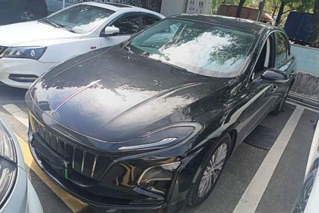 Used Hongqi E-QM5 2024 610 km PLUS