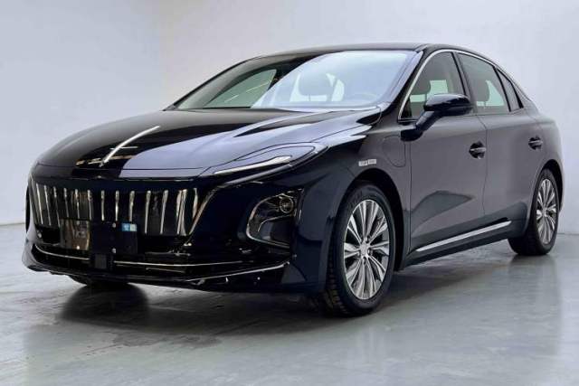 Used Hongqi E-QM5 2024 610 km PLUS