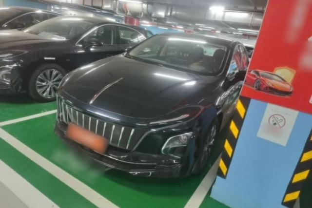 Used Hongqi E-QM5 2024 500km Range Edition