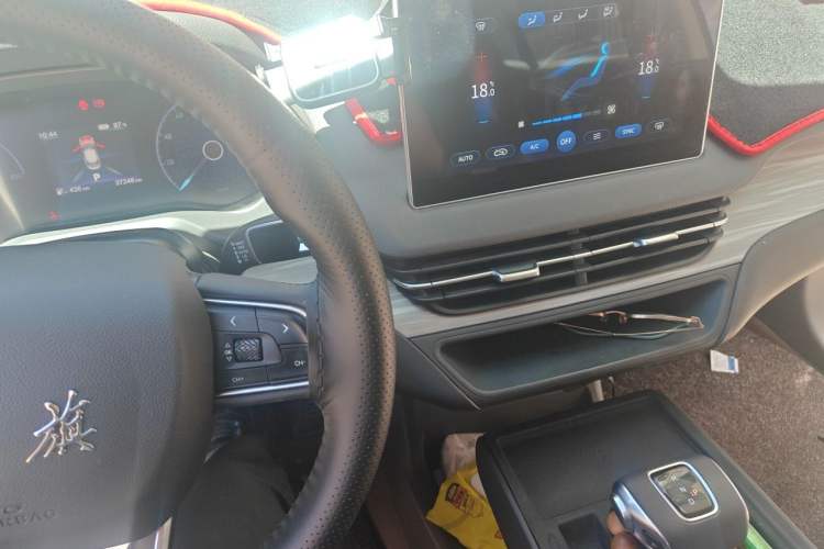 Used Hongqi E-QM5 2024 500km Range Edition Audio And AC Panel