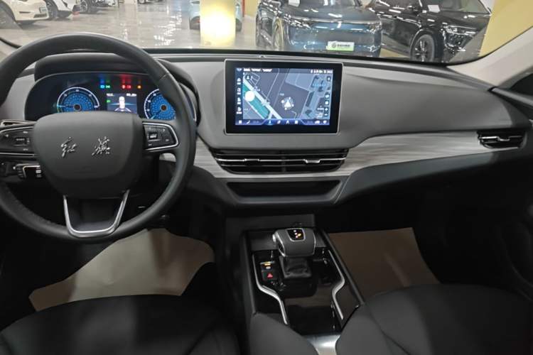 Used Hongqi E-QM5 2024 500km Range Edition Audio And AC Panel
