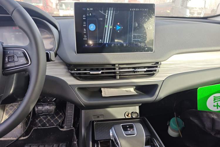 Used Hongqi E-QM5 2024 500km Range Edition Audio And AC Panel