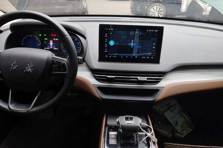 Used Hongqi E-QM5 2024 610 km PLUS Audio And AC Panel